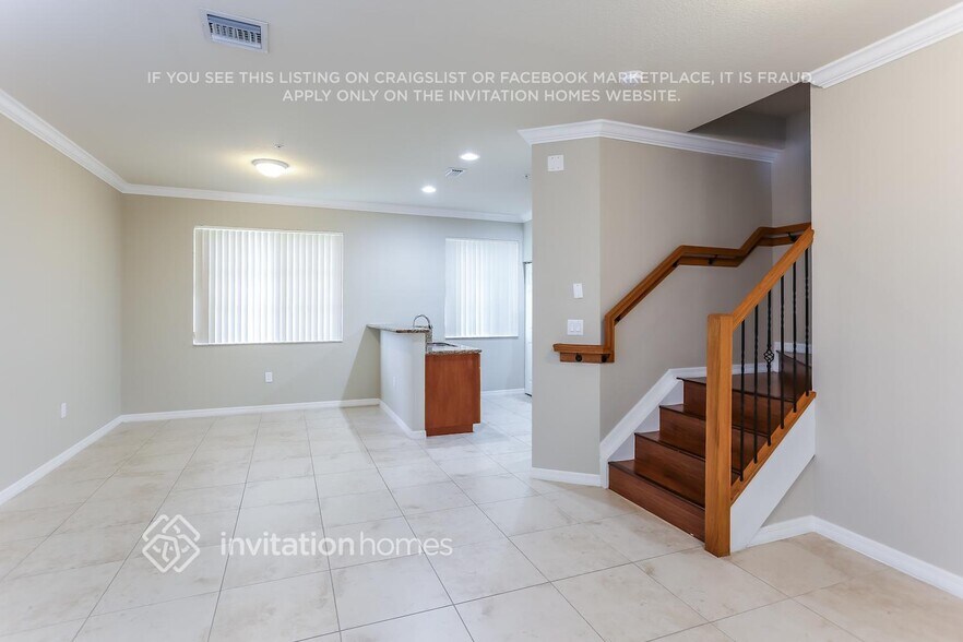 Building Photo - 12600 SW 50th Ct