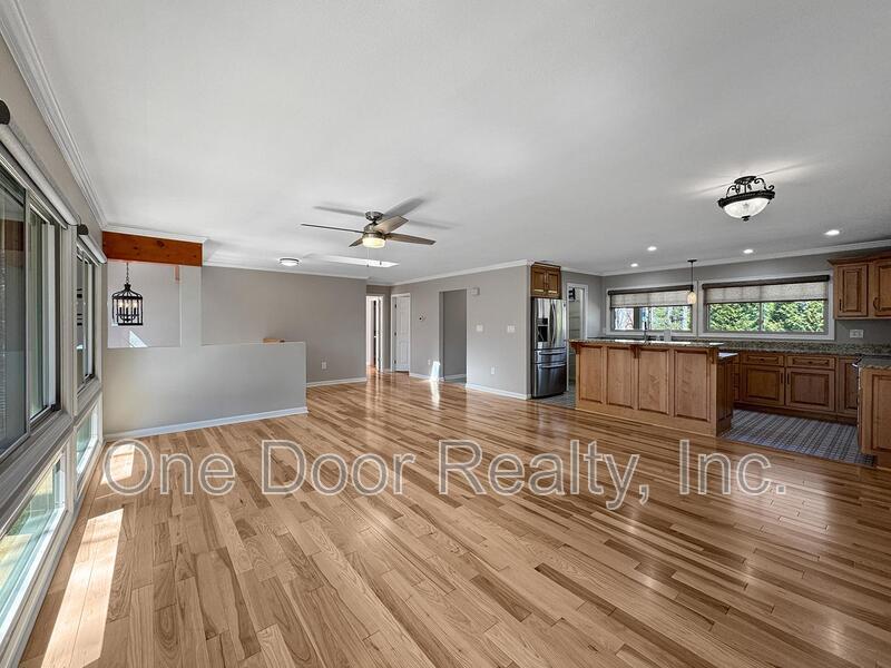 Building Photo - 138 Riverview Plantation Dr