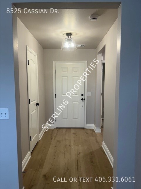 Building Photo - 8525 Cassian Dr