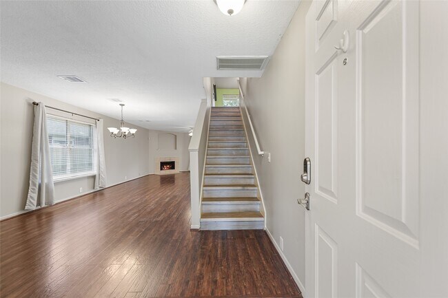 Building Photo - 17502 S Summit Canyon Dr