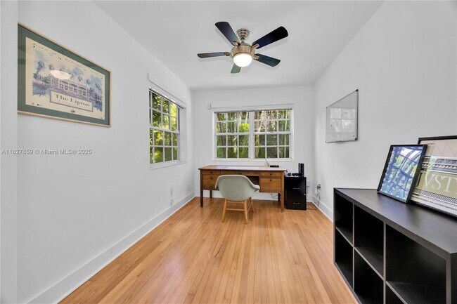 Building Photo - 410 Majorca Ave