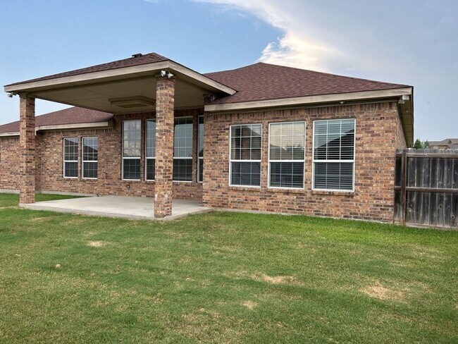 Building Photo - 6008 Bedrock Dr