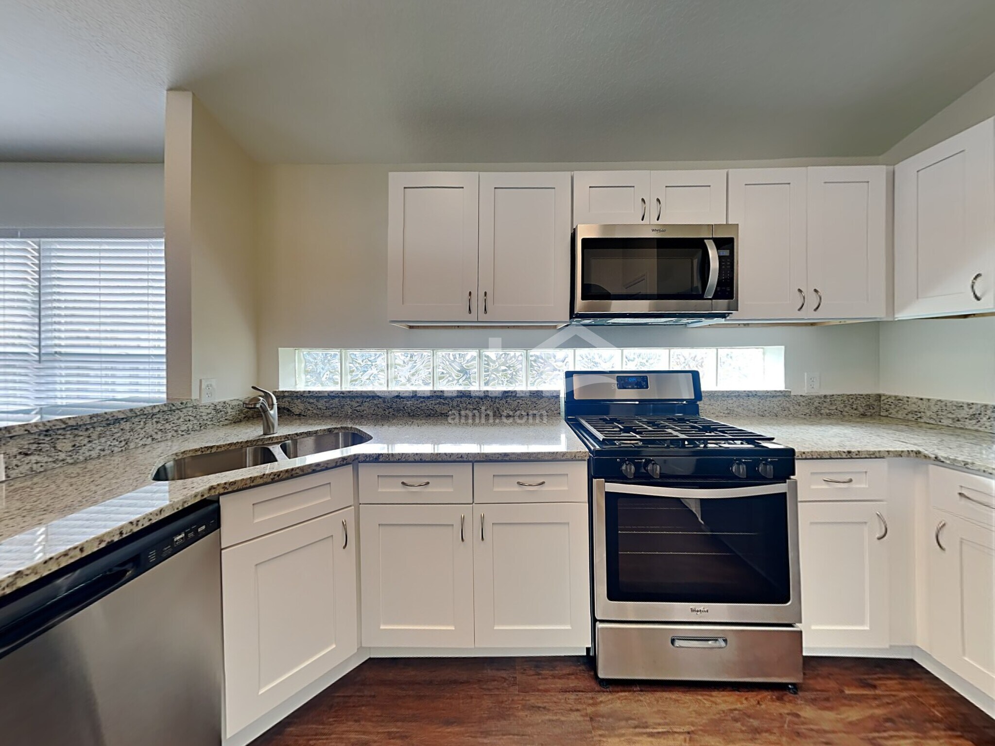 Building Photo - 14335 Moon Flower Dr