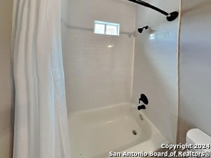 Building Photo - 138 Hess St