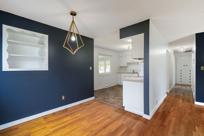 Building Photo - Charming 3-Bedroom Rancher Near Shadle Park