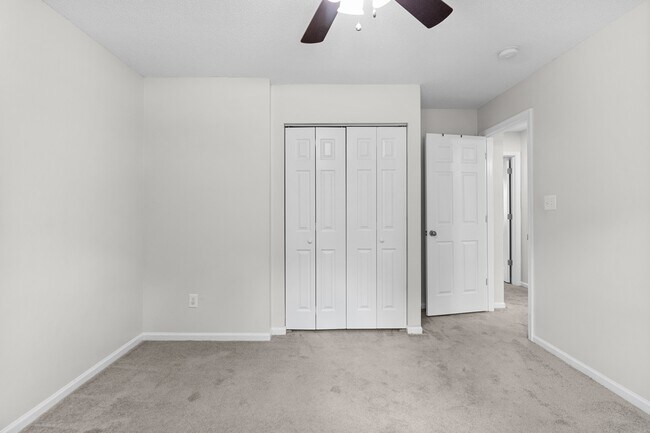 Building Photo - 3409 Woodbaugh Dr