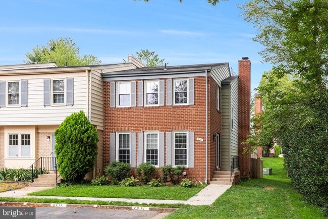 Building Photo - 9911 Finian Ct