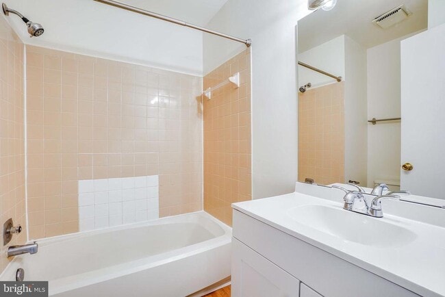 Building Photo - 59 Catoctin Ct