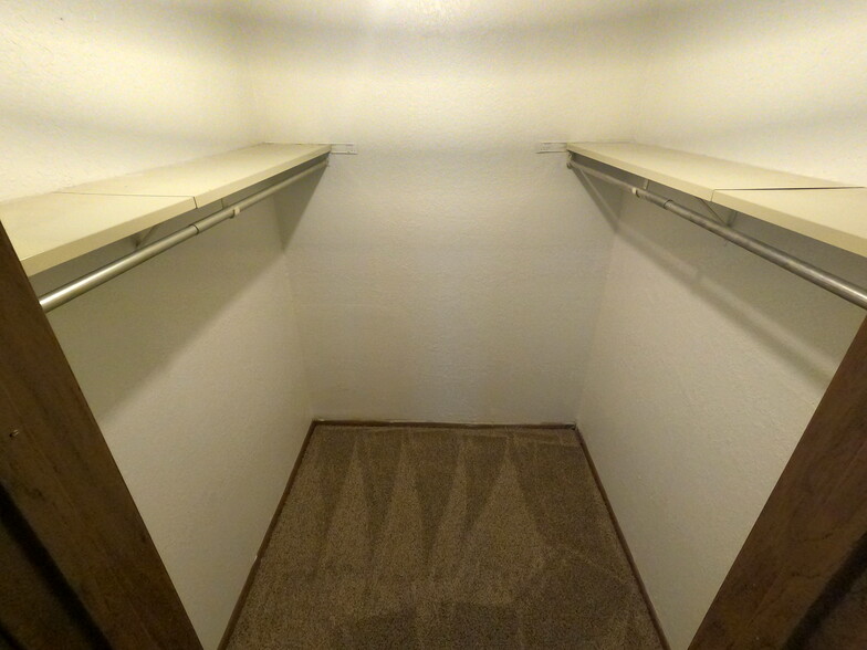 Walk in Closet - Stadium View Apartments