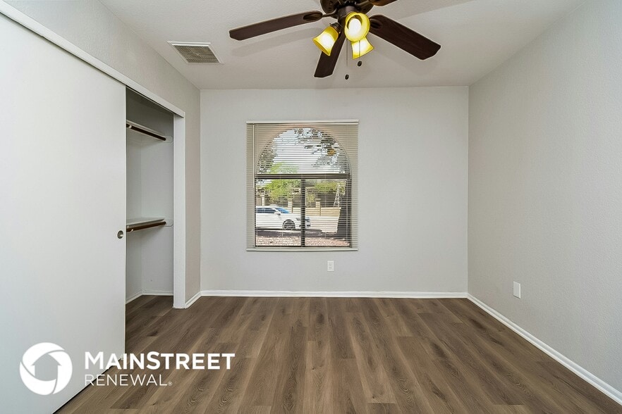 Building Photo - 1659 Oakhaven Pl