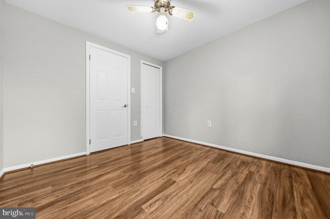 Building Photo - 10058 Chestnut Wood Ln