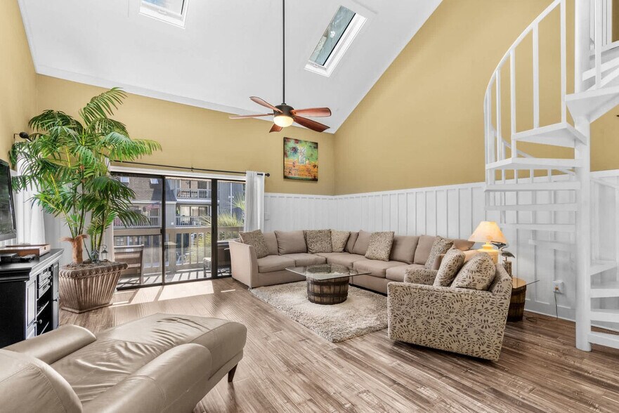 Building Photo - 1890E Auburn Ln