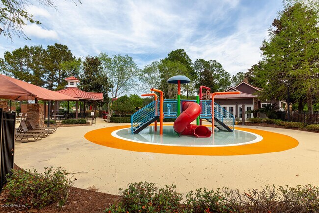 Building Photo - 8614 Derry Dr