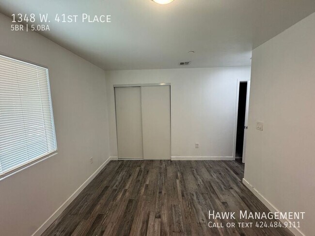 Building Photo - 1348 W 41st Pl