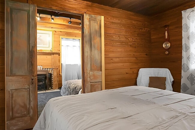 Building Photo - 7951 Doar Rd