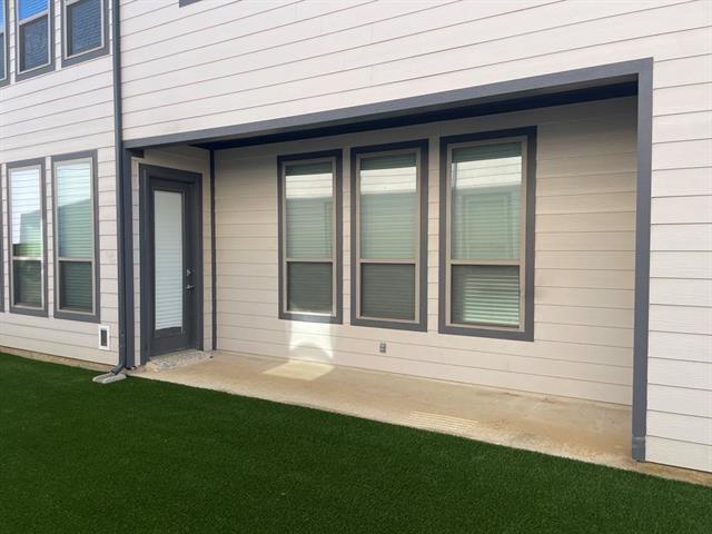 Building Photo - 4243 Curtiss Dr
