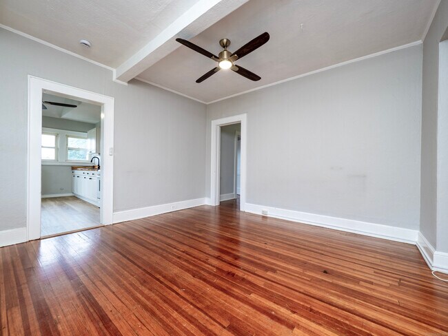 Building Photo - 33 Seaview Ave