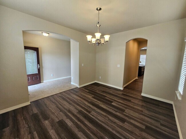 Building Photo - Spacious 4 Bed, 4 Bath Home in Lorson Ranch – Loaded with Updates!