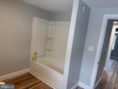 Building Photo - 111 E Barber Ave