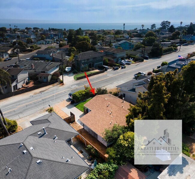 Building Photo - Monthly Rental Opportunity: Charming Singl...
