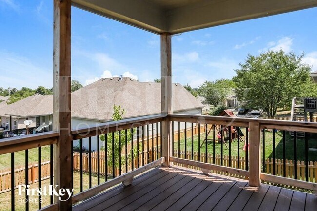 Building Photo - 2217 NE Janessa Dr