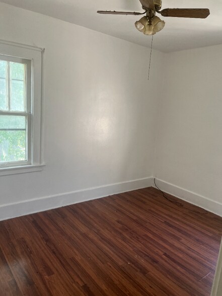 Building Photo - 816 Wright Ave