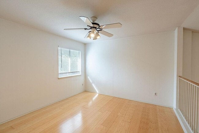Building Photo - 13505 Dulles Ave