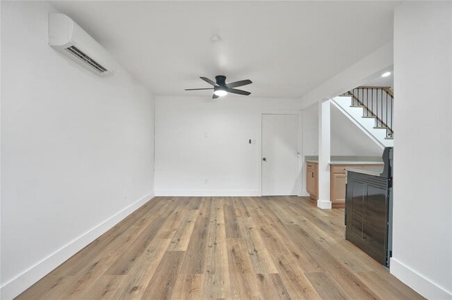 Building Photo - 4323 Marlborough Dr