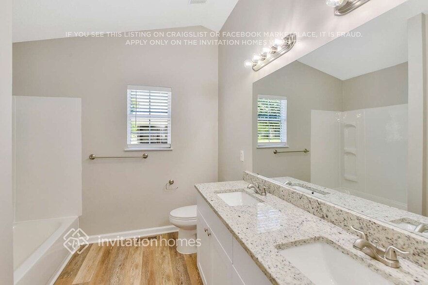 Building Photo - 112 Heathwick Dr