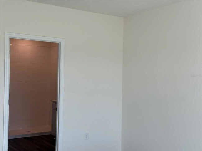 Building Photo - 1043 Morfontaine St