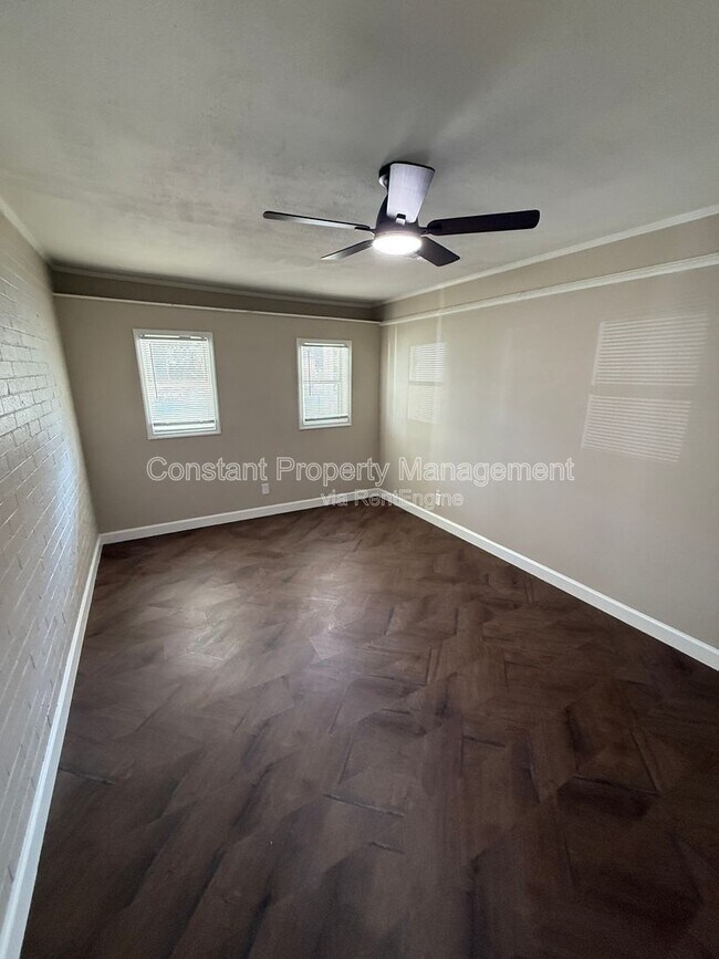 Building Photo - 3059 O'Hara Dr N