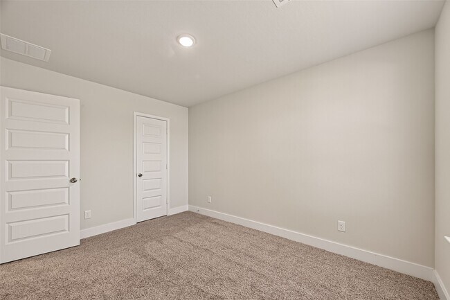 Building Photo - 13412 Sun Cay Drive