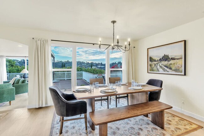 Building Photo - 4853 Twain Ave