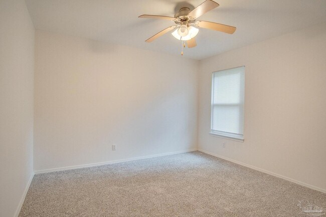 Building Photo - 4631 Northpointe Cir