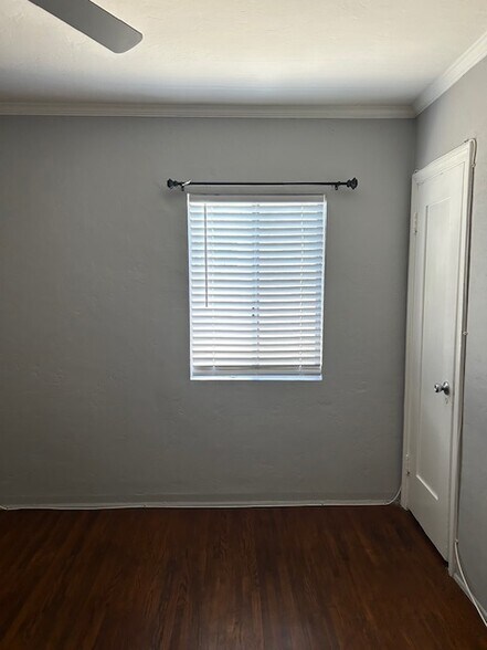 bedroom - 2145 San Francisco Ave