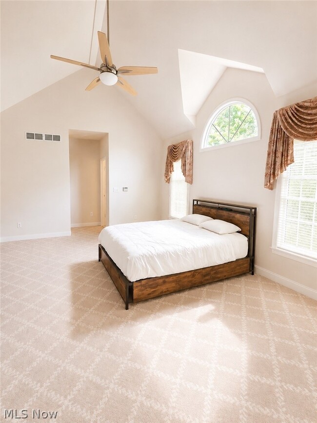 Building Photo - 39710 Alsace Ct