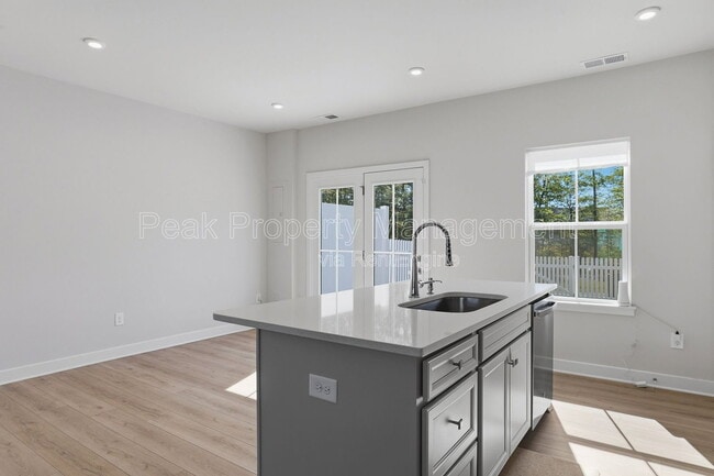 Building Photo - 237 Orange Blossom Run