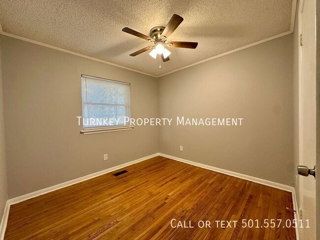 Building Photo - 1011 Edgehill