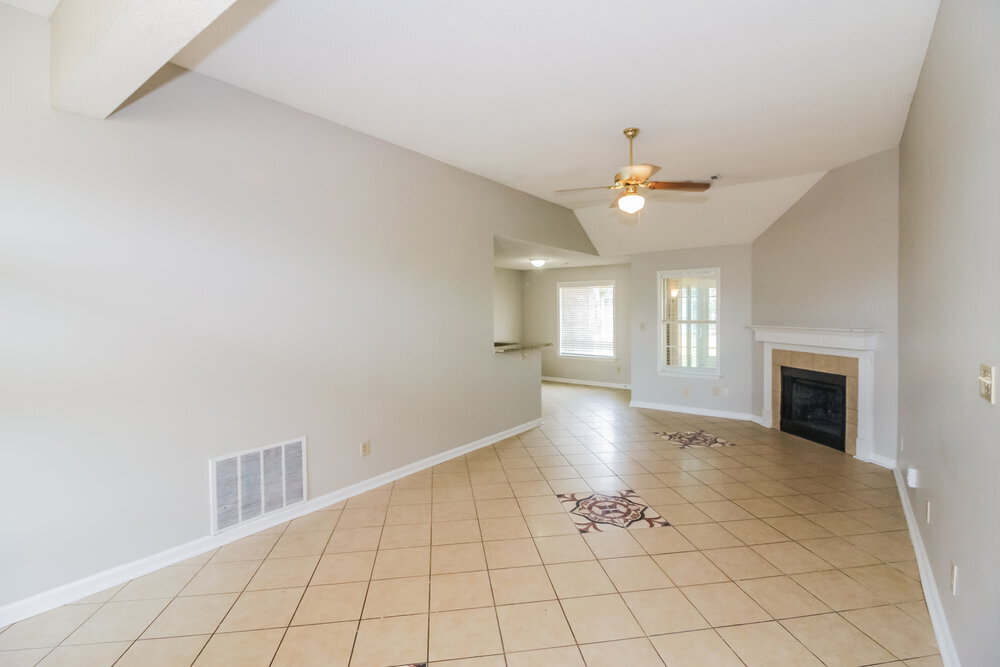 Building Photo - 2784 Fletcher View Dr