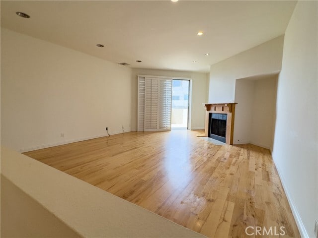 Building Photo - 7301 Vista Del Mar