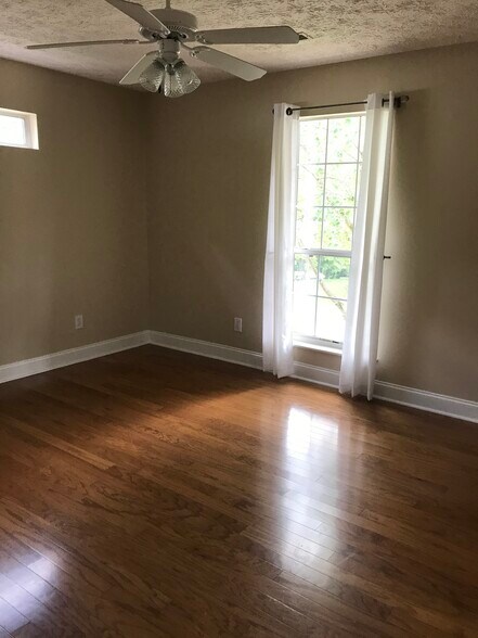 Bedroom 2 - 8404 Lesley Marie Ln