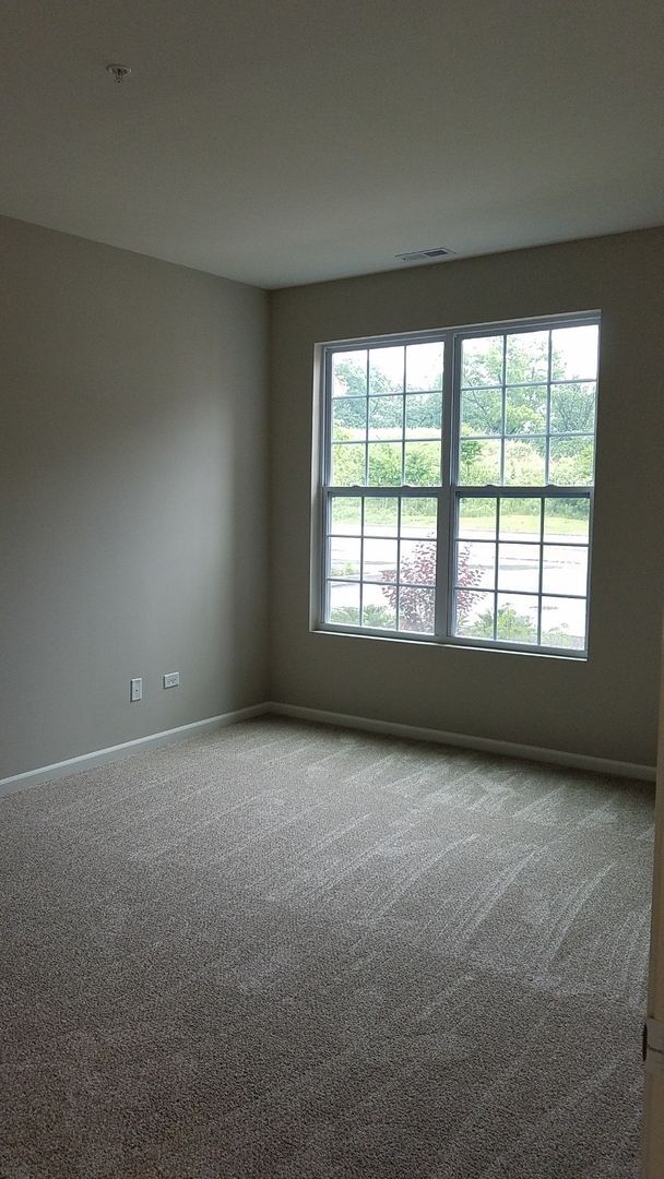 Building Photo - Emery Oak-2Br/2Ba Rental Home-First Floor