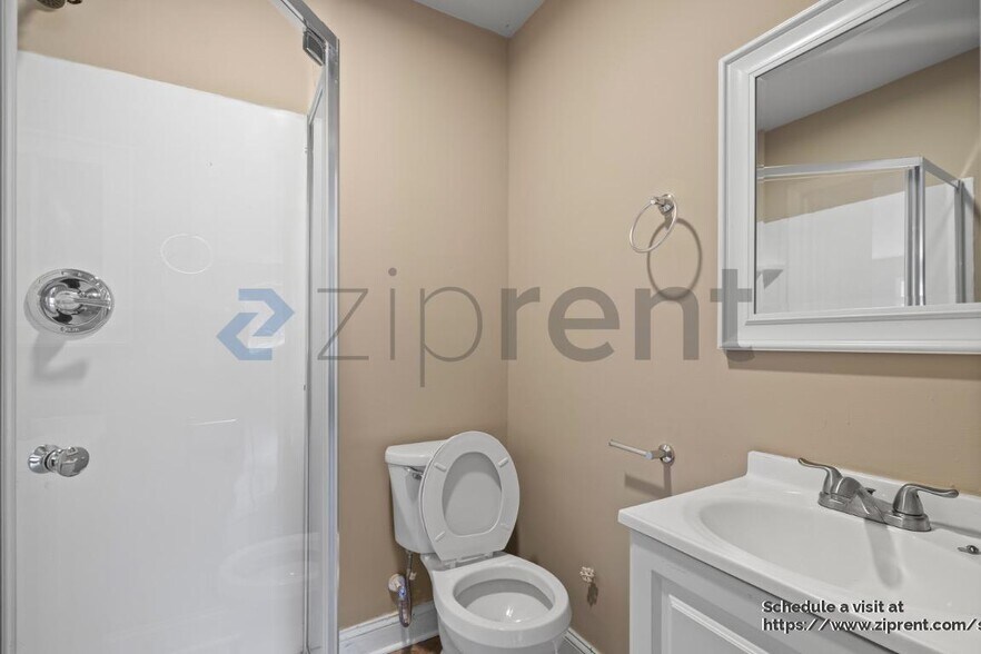 Building Photo - 1022 Sandlin Pl