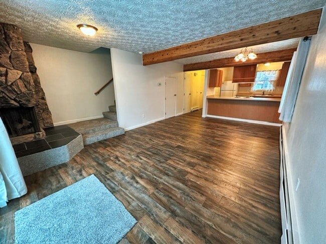 Building Photo - 3012 W 33rd Avenue