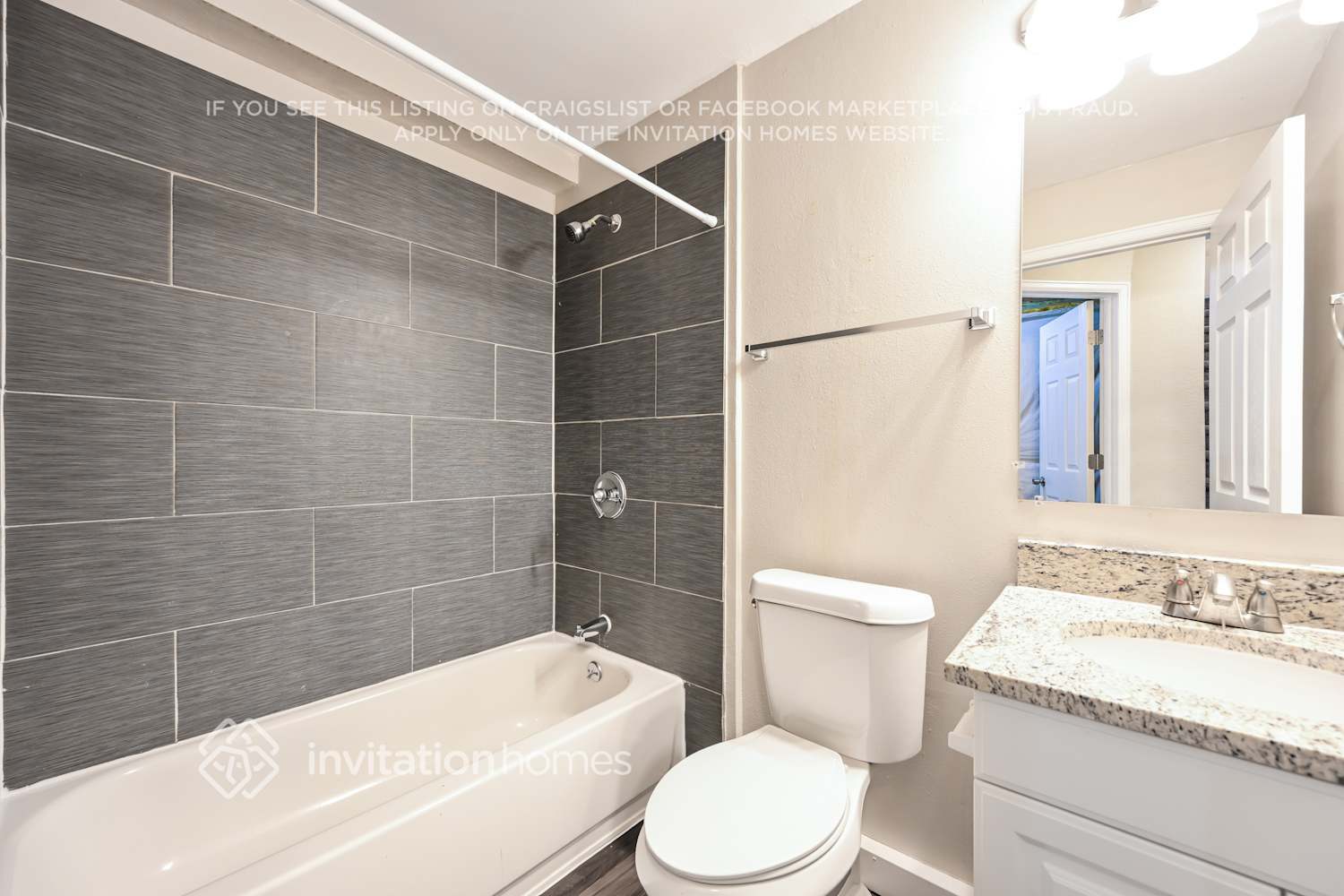 Building Photo - 5224 S Jericho St