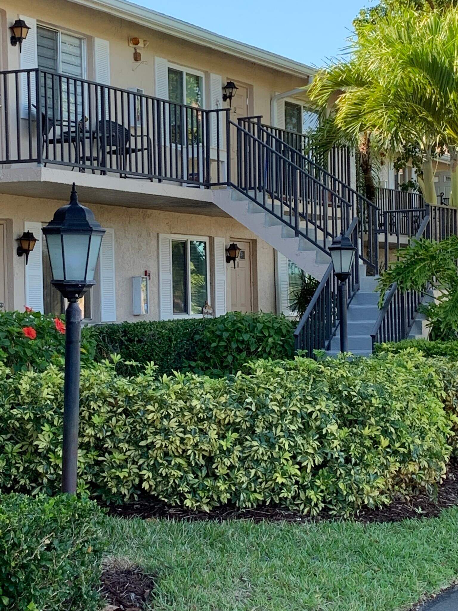 Building Photo - 118 Palm Dr