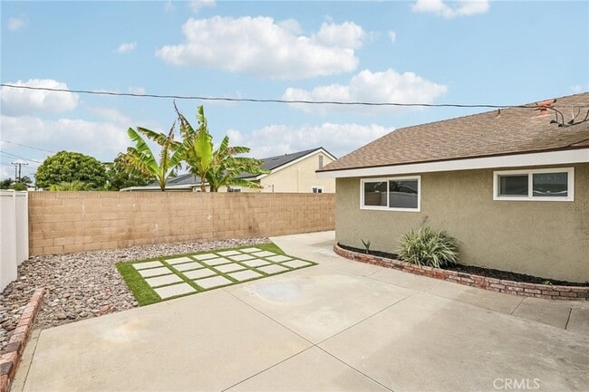 Building Photo - 17151 Hague Ln