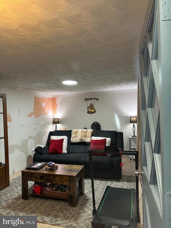 Building Photo - 15030 Alabama Ave