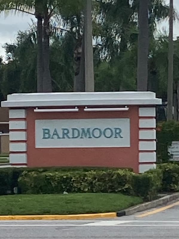 Building Photo - 8800 Bardmoor Blvd