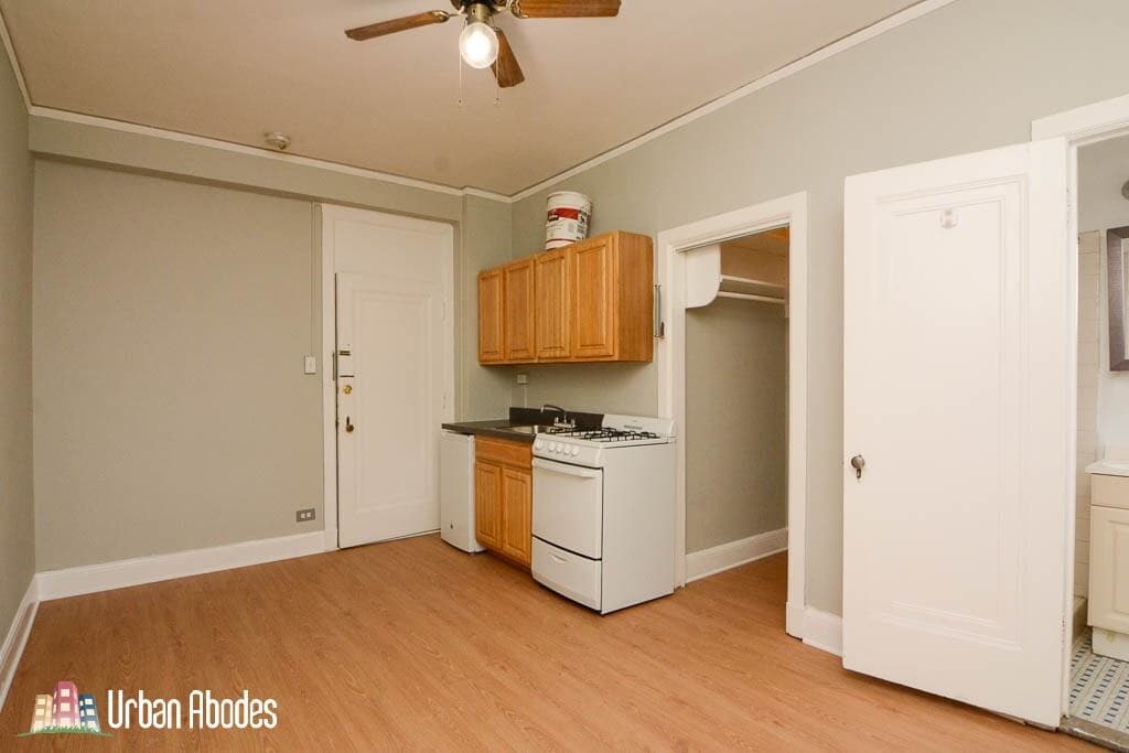 Building Photo - 3835 N Fremont St